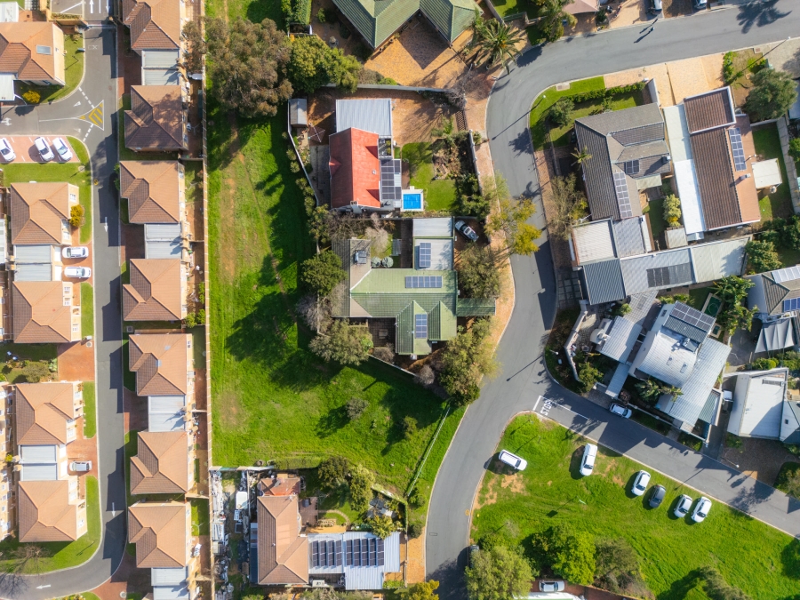 5 Bedroom Property for Sale in Vredekloof Heights Western Cape